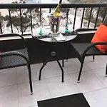 Manor Court Luxury Сент-Полс-Бей