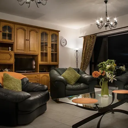 Manor Court Luxury * St. Paul's Bay