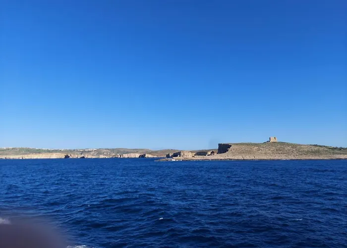 Manor Court Luxury *