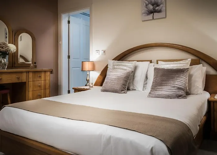 Manor Court Luxury Сент-Полс-Бей