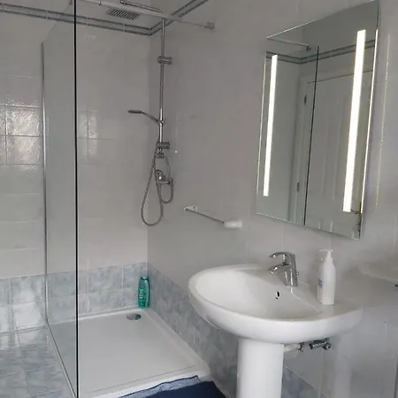 Manor Court Luxury Apartman